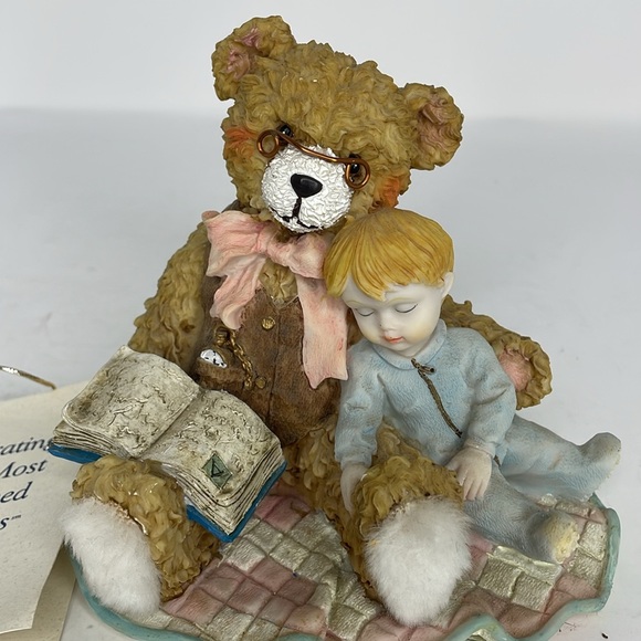 Vintage Christmas Around the World #230003 Pappa Bear Story Time Fuzzy Feet - Picture 2 of 15